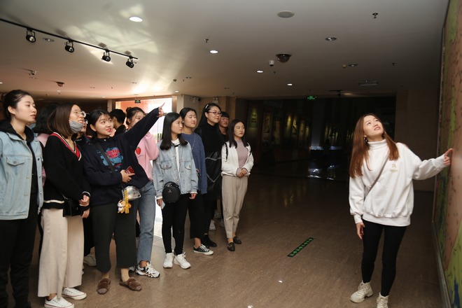 QQ图片20181028190727.jpg QQ图片20181028190727.jpg